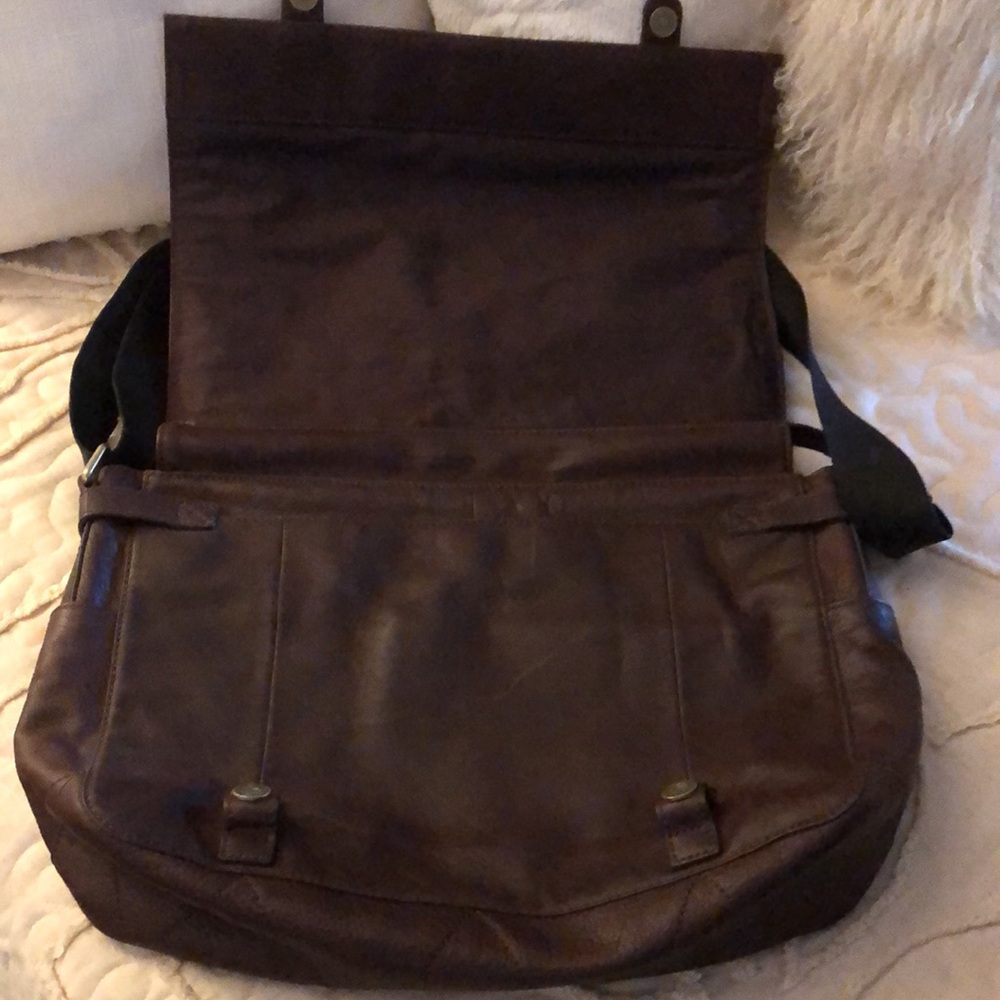 Fossil Dark Brown Leather Messenger Bag - Picture 2 of 5